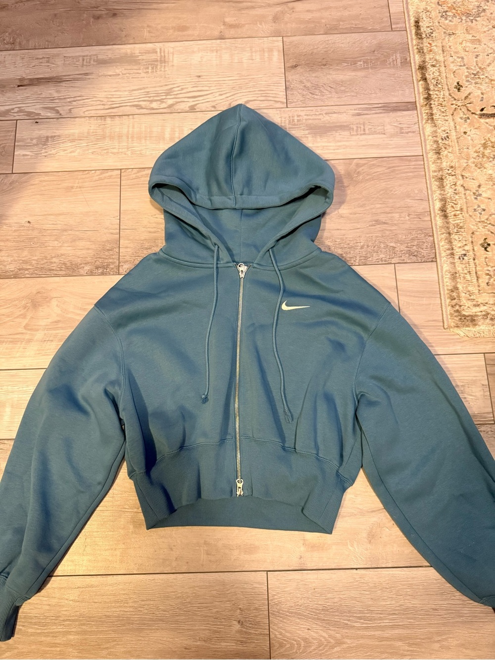 Nike Women's Teal Full-Zip Cropped Hoodie